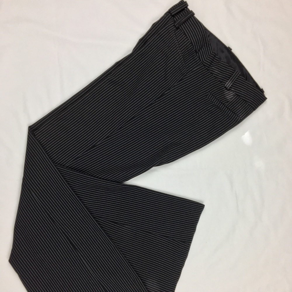 FOREVER 21 Black with White Pinstripe Pants S